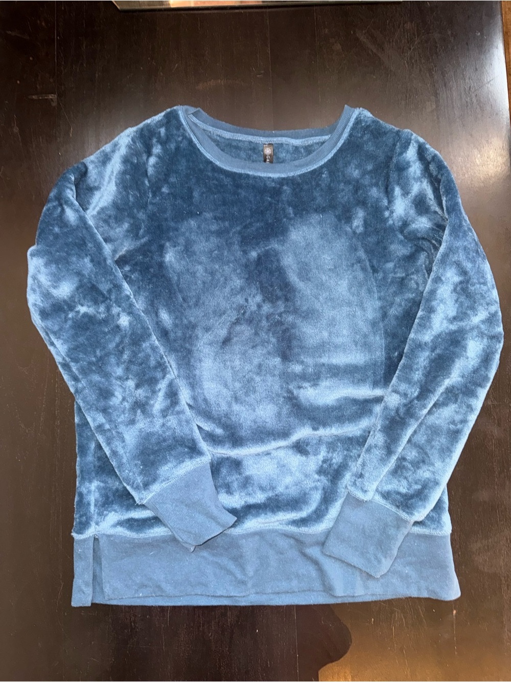 GAIAM Plush Scoopneck Sweater in Slate Blue